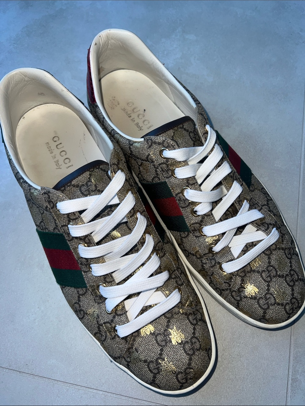 Gucci Mens Sneakers - Picture 2 of 8